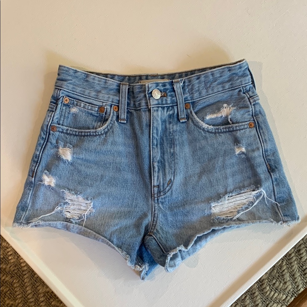 Madewell Relaxed Denim Shorts Size 23